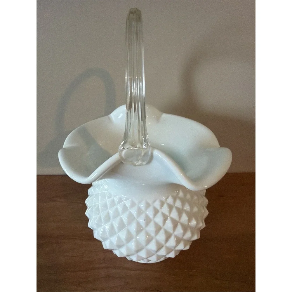 Vintage Westmoreland Diamond Point Milk Glass 10